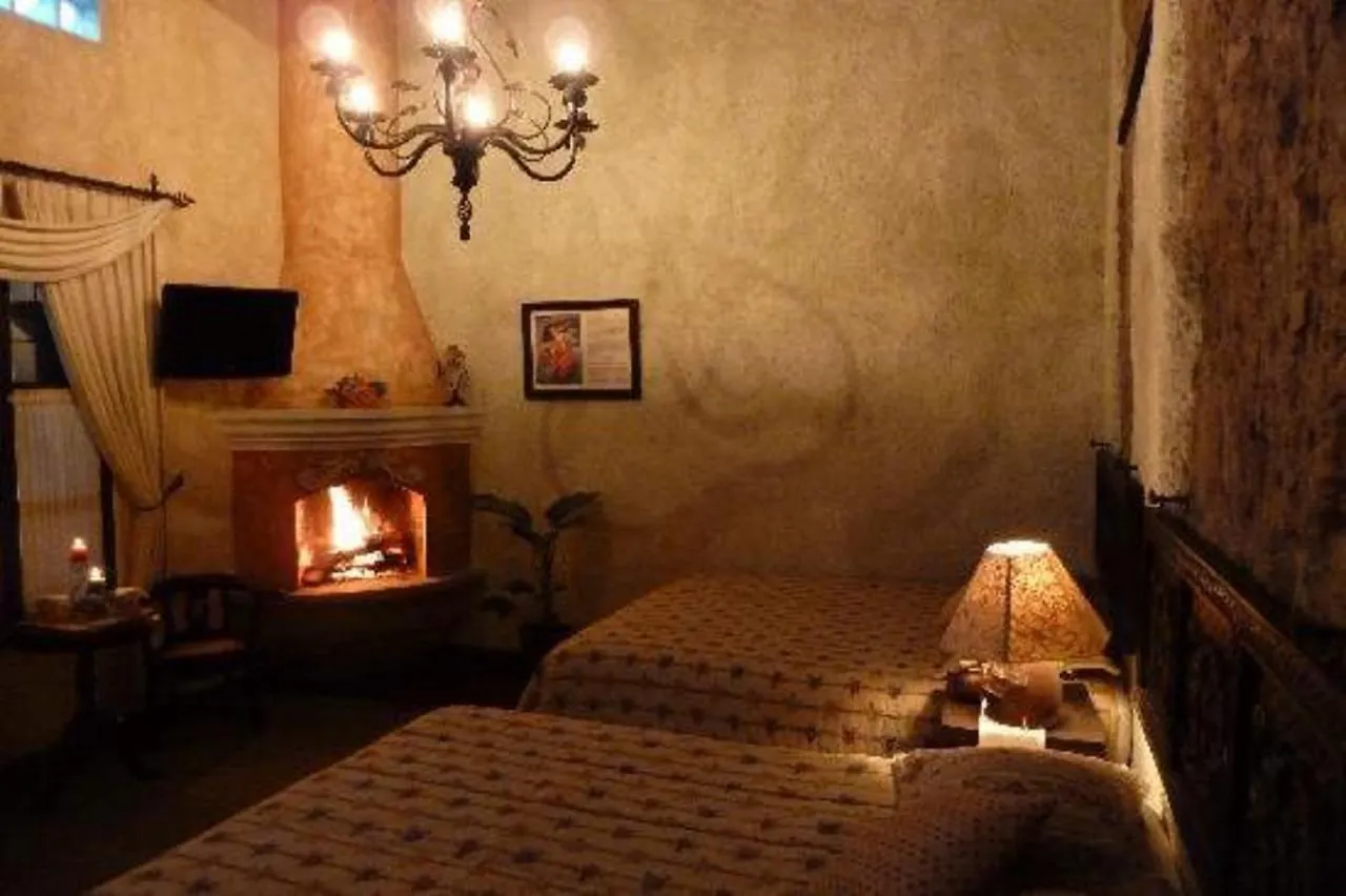 D'Leyenda Hotel Antigua