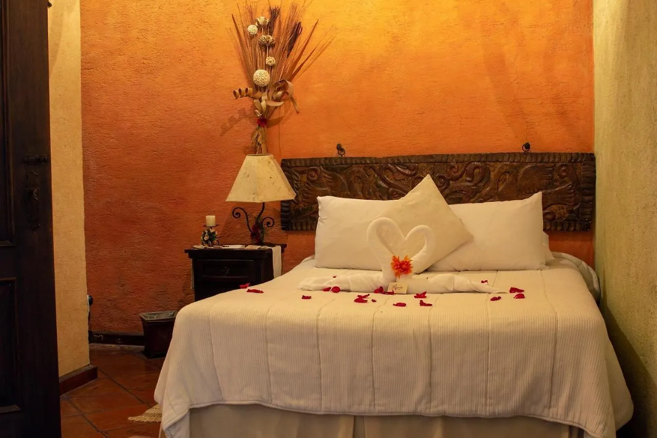 D'Leyenda Hotel Antigua